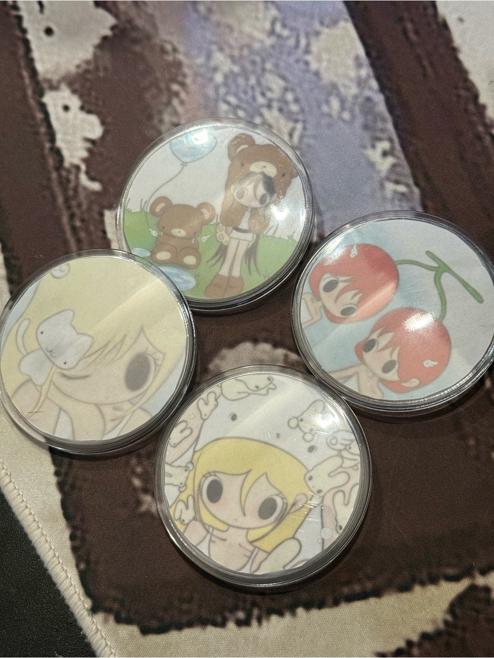Cute Button Pins - Picture 6 of 6